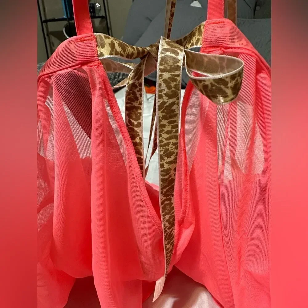 VICTORIA'S SECRET SEXY LITTLE THINGS VERY SEXY/FLIRTY & FEMININE Coral/M…